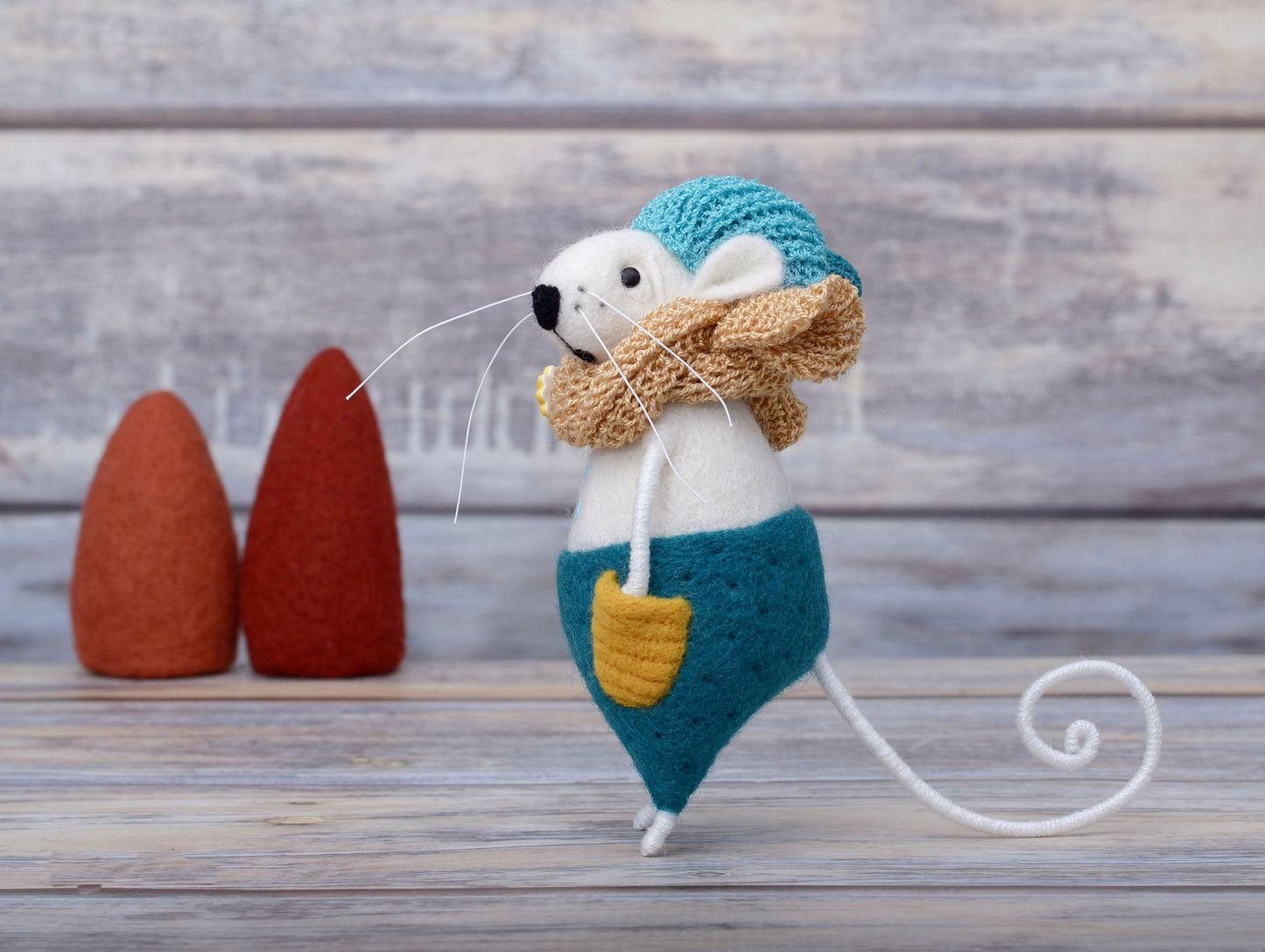 Needle felted Mouse. Kid room decor.