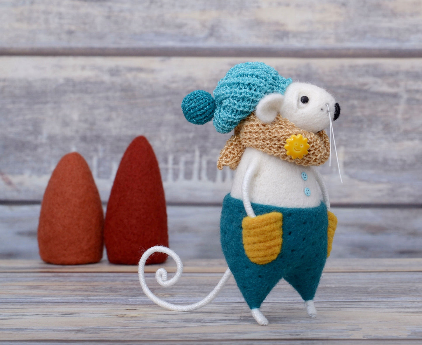 Needle felted Mouse. Kid room decor.