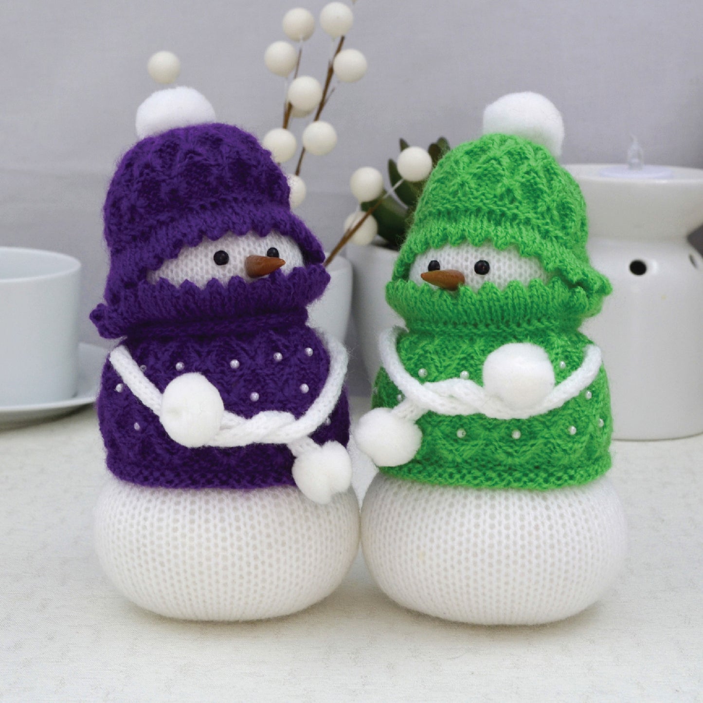 Knitted Snowmen, Set of 2.