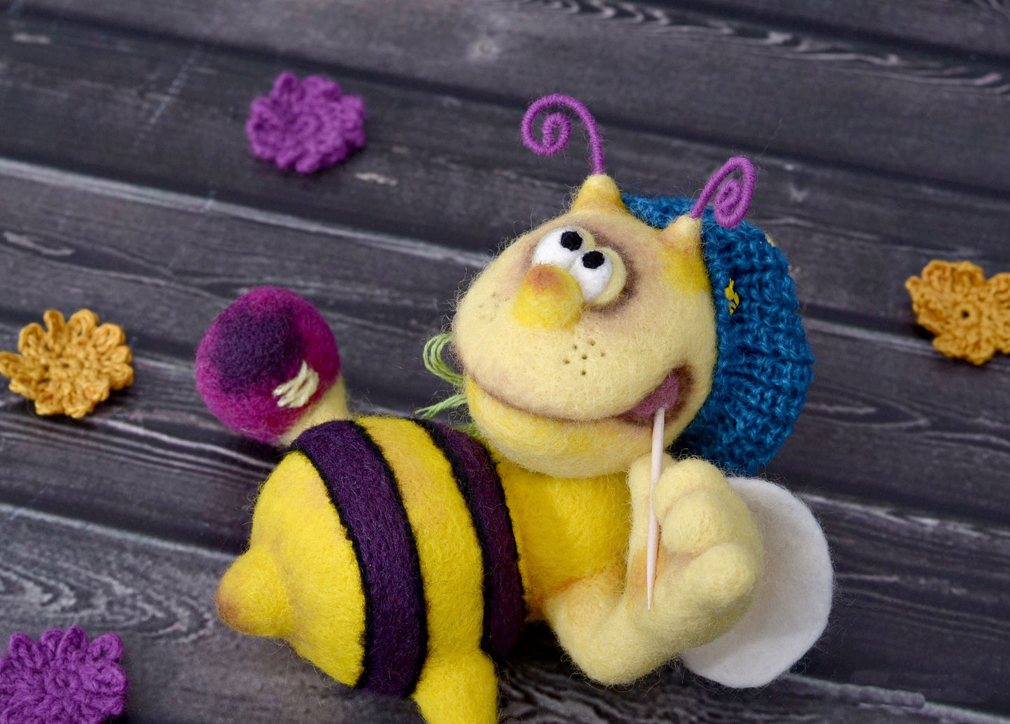 Needle felted Bee. Kid room decor.