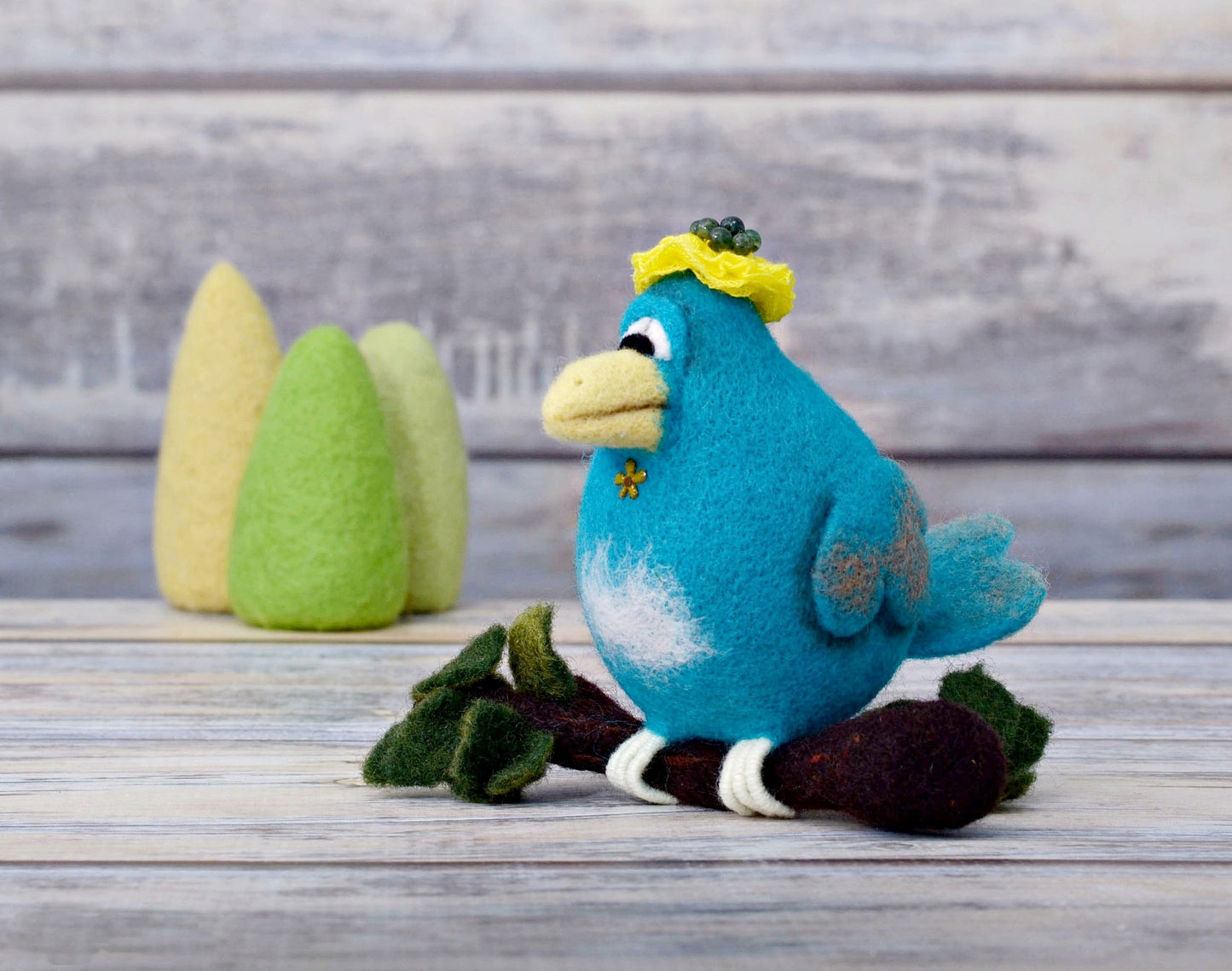 Needle felted Bird. Kid room decor.