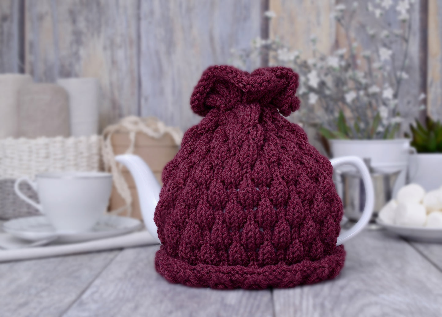 Knitted teapot cozy