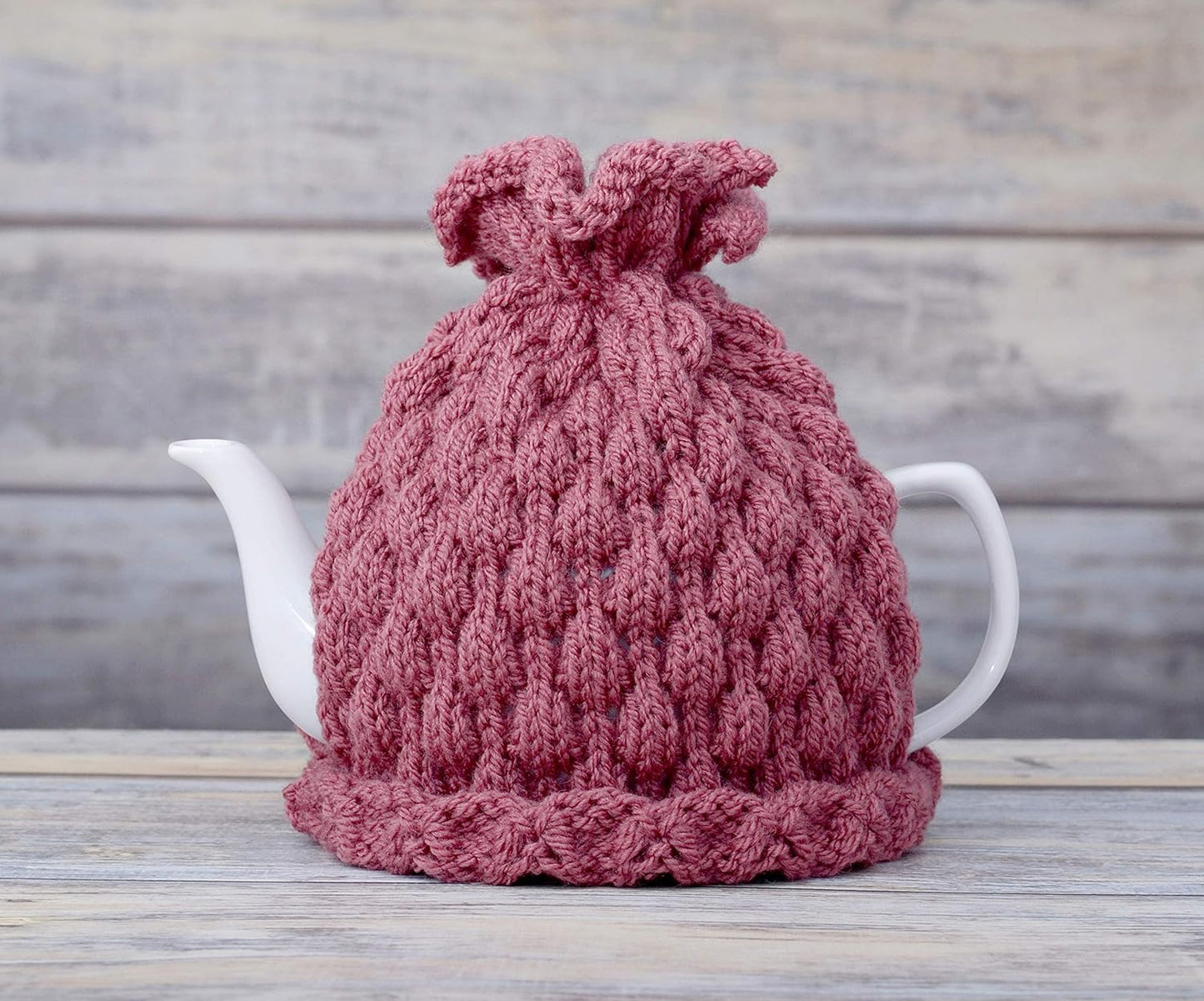 Knitted teapot cozy