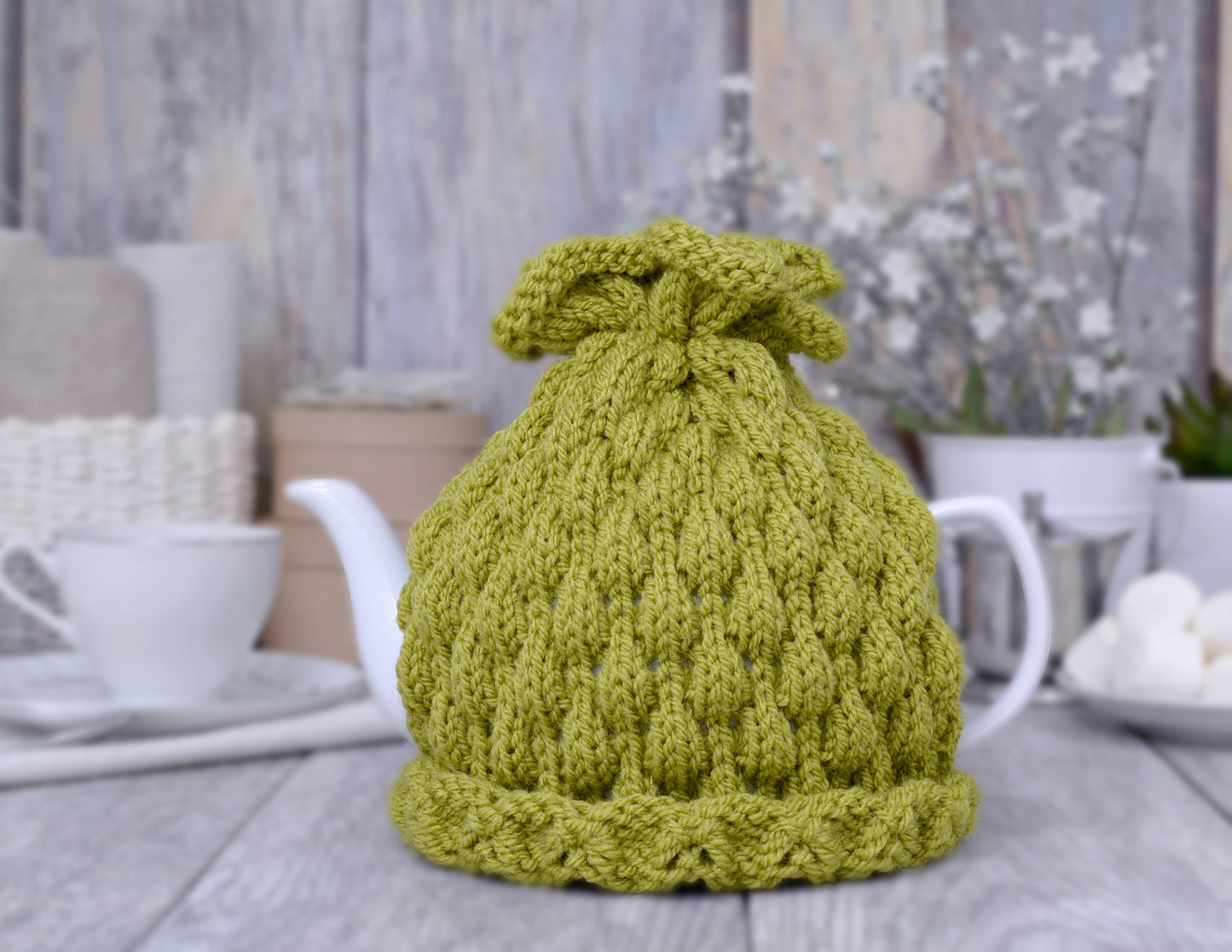 Knitted teapot cozy