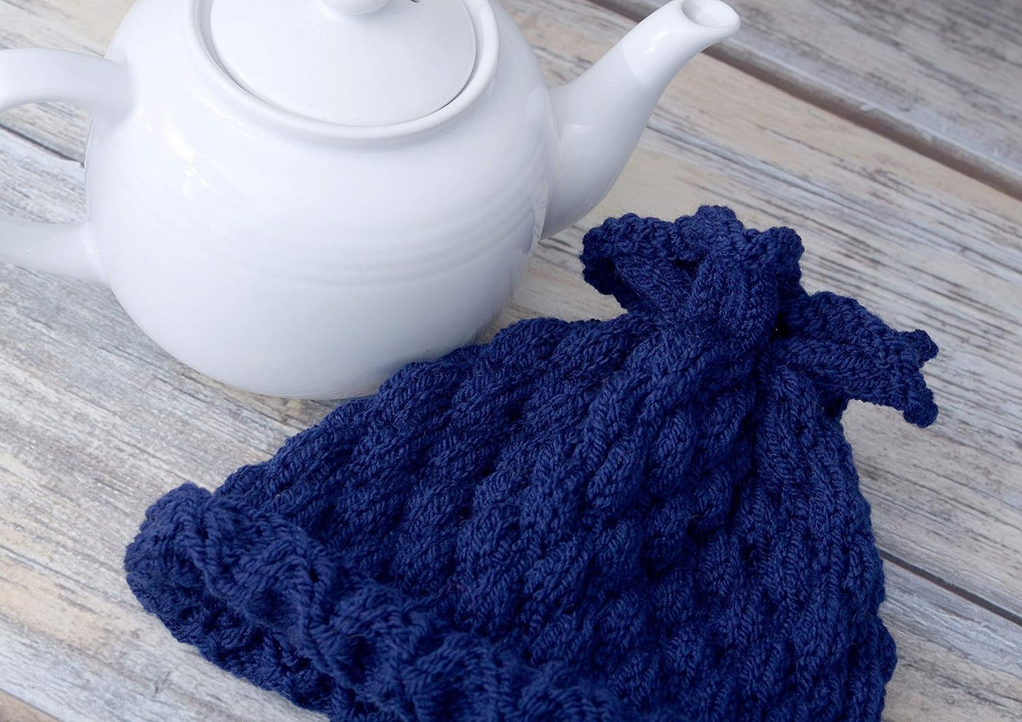 Knitted teapot cozy