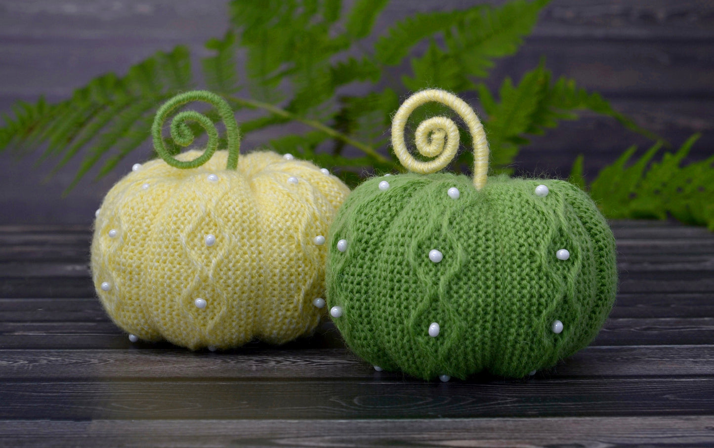 Knitted Pumpkins Set of 2